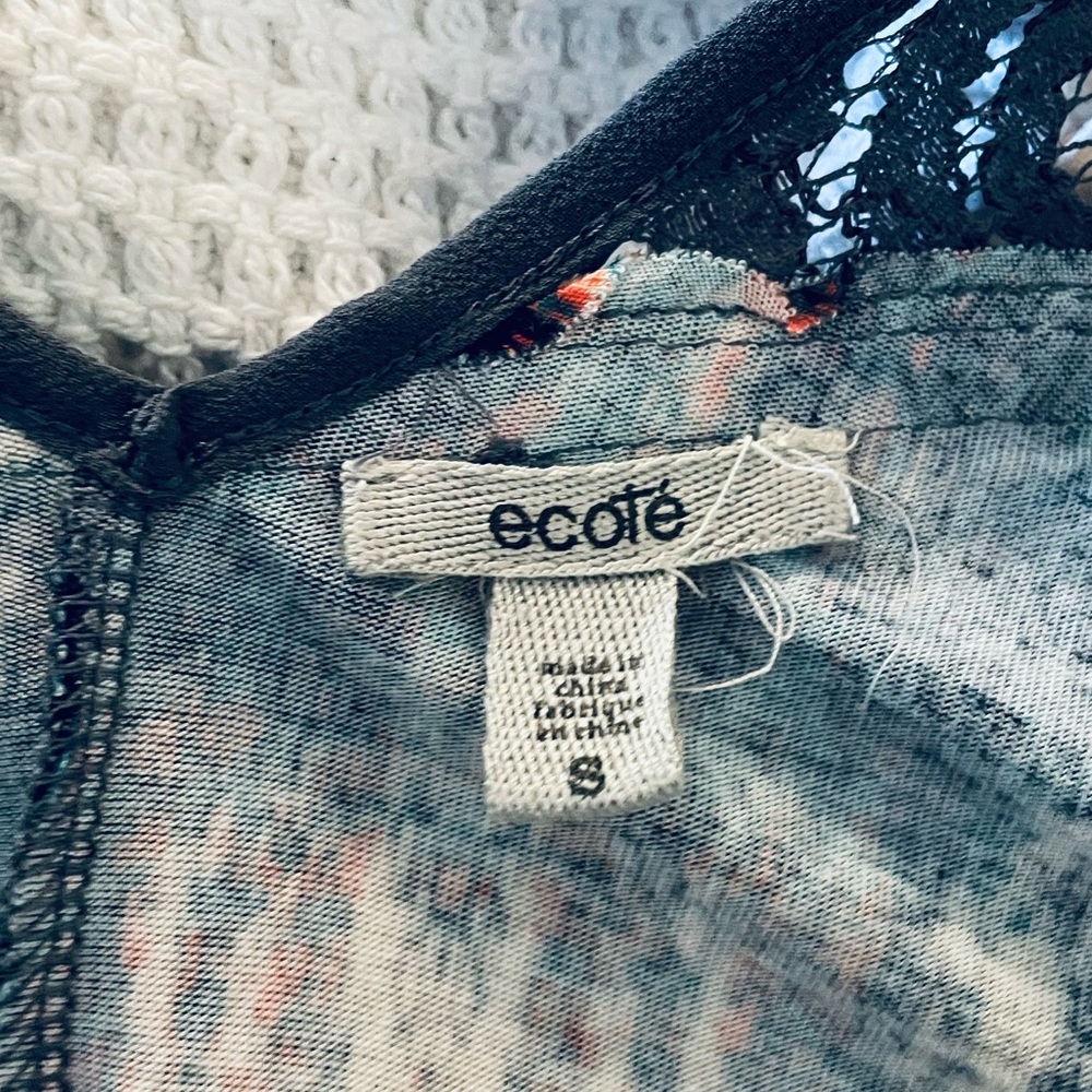 Ecote blouse - Picture 2 of 5
